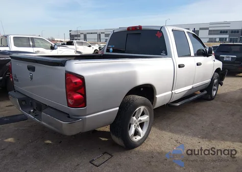 2007 Dodge Ram 1500 Slt z USA, uszkodzony, nr VIN 1D7HA18247S179496